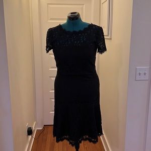 Diane von Furstenberg size 12 lace cocktail dress